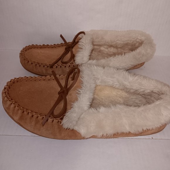 J.CREW WOMEN'S MOCCASIN SLIPPERS - Picture 3 of 7